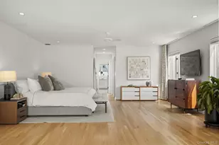 14 Old Colony Dr, Larchmont, NY 10538 - Photo 16