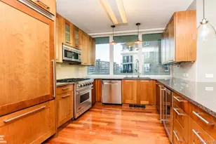 640 W 237th St, Bronx, NY 10463 - Photo 4