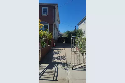 115-54 158th St, Jamaica, NY 11434 - Photo 2