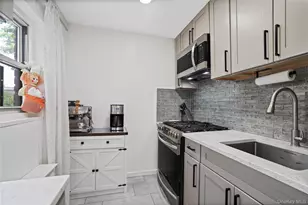 1001 Shore Pkwy, Brooklyn, NY 11228 - Photo 10