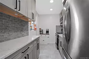 1001 Shore Pkwy, Brooklyn, NY 11228 - Photo 8