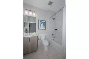 121 Sutton Ct, Mount Sinai, NY 11766 - Photo 8