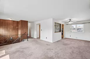 47 Owens St, Brentwood, NY 11717 - Photo 8