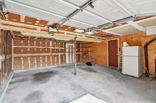 47 Owens St, Brentwood, NY 11717 - Photo 32