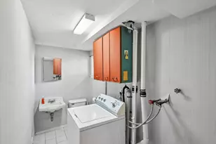 47 Owens St, Brentwood, NY 11717 - Photo 30