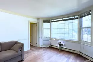 24 Hawkins Rd, Stony Brook, NY 11790 - Photo 14