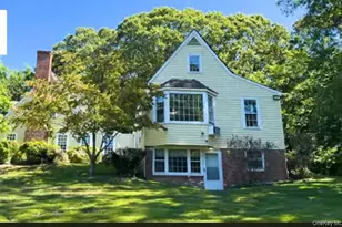 24 Hawkins Rd, Stony Brook, NY 11790 - Photo 18