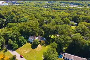 24 Hawkins Rd, Stony Brook, NY 11790 - Photo 26