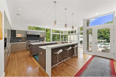 25 Col Sheldon Lane, Pound Ridge, NY 10576 - Photo 10