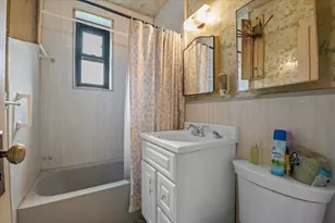 79-16 19th Rd, East Elmhurst, NY 11370 - Photo 10