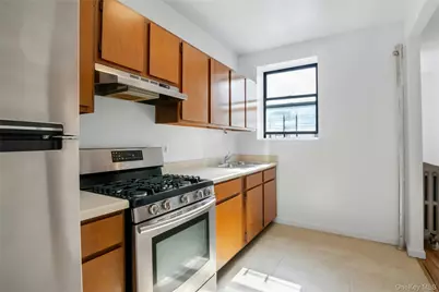 2400 Davidson Avenue #B23, Bronx, NY 10468 - Photo 6