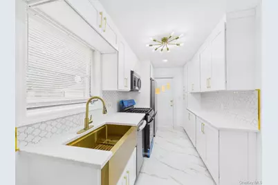 194-34 115th Road, Saint Albans, NY 11412 - Photo 14