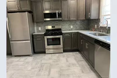 246-11 Memphis Avenue, Rosedale, NY 11422 - Photo 24