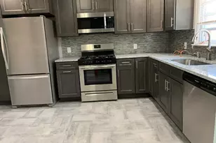 246-11 Memphis Ave, Rosedale, NY 11422 - Photo 24