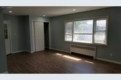 246-11 Memphis Avenue, Rosedale, NY 11422 - Photo 8