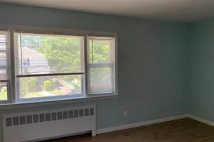 246-11 Memphis Ave, Rosedale, NY 11422 - Photo 14