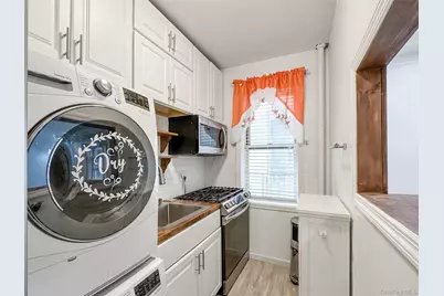 495 E 178th Street #2G, Bronx, NY 10457 - Photo 4