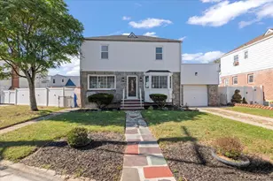 129-08 Francis Lewis Blvd, Springfield Gardens, NY 11413 - Photo 2