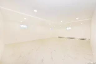 147 Norman St, New Hyde Park, NY 11040 - Photo 26