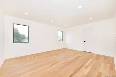 147 Norman Street, New Hyde Park, NY 11040 - Photo 18