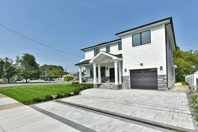 147 Norman Street, New Hyde Park, NY 11040 - Photo 2