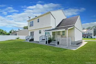 905 Doane Ave, Bellport, NY 11713 - Photo 18