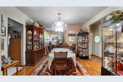 6 Windsor Place, Lynbrook, NY 11563 - Photo 6