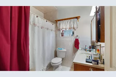 6 Windsor Place, Lynbrook, NY 11563 - Photo 10