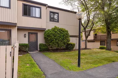 2206 Mulberry Court, Poughkeepsie, NY 12603 - Photo 2