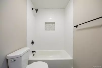 2206 Mulberry Court, Poughkeepsie, NY 12603 - Photo 18