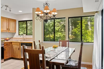 156 Stone Meadow, South Salem, NY 10590 - Photo 2