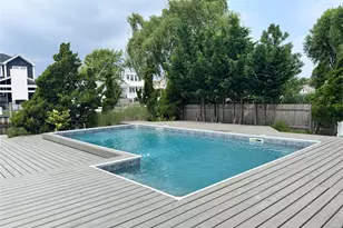 188 Sequams Lane Center, West Islip, NY 11795 - Photo 24