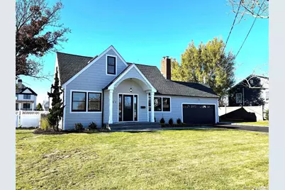 188 Sequams Lane Cen, West Islip, NY 11795 - Photo 1