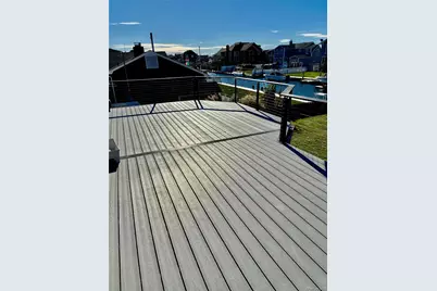 188 Sequams Lane Cen, West Islip, NY 11795 - Photo 22