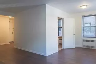 37-27 86th St, Jackson Heights, NY 11372 - Photo 2