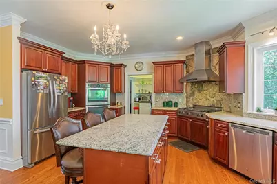 291 Woodmont Road, Hopewell Junction, NY 12533 - Photo 42