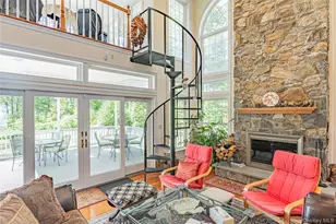 291 Woodmont Rd, Hopewell Junction, NY 12533 - Photo 32