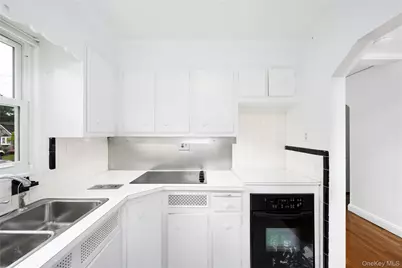 38 Gramercy Avenue, Yonkers, NY 10701 - Photo 12