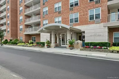 410 E Broadway #4B, Long Beach, NY 11561 - Photo 2