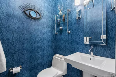 11 Crick Holly Lane, East Islip, NY 11730 - Photo 10