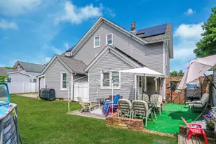 46 Lincoln Ave, Sayville, NY 11782 - Photo 6