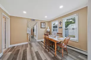 46 Lincoln Ave, Sayville, NY 11782 - Photo 16