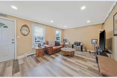 46 Lincoln Avenue, Sayville, NY 11782 - Photo 14