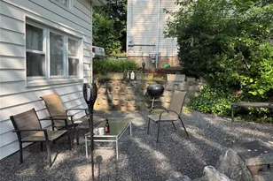 1 Hillside Ln, Huntington, NY 11743 - Photo 12