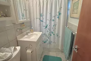 58-05 251st St, Little Neck, NY 11362 - Photo 6