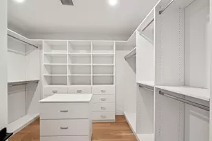 2 Arthur Pl, Woodbury, NY 11797 - Photo 40