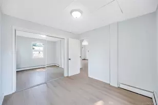 10 St Andrews Dr, Brentwood, NY 11717 - Photo 6