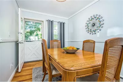 2710 South Road #F11, Poughkeepsie, NY 12601 - Photo 4