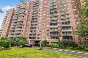 3530 Henry Hudson Pkwy, Bronx, NY 10463 - Photo 2