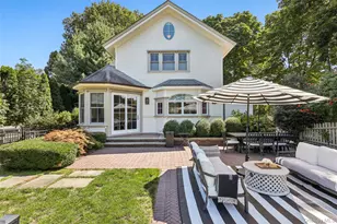 19 E Williston Ave, East Williston, NY 11596 - Photo 2